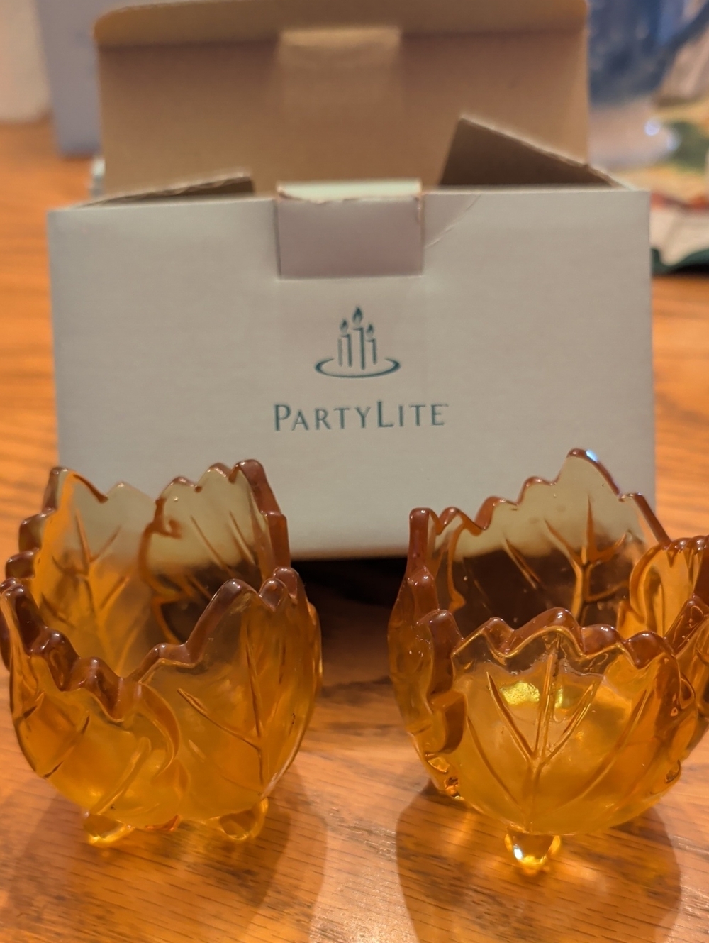 PartyLite Oak Leaf Votive Pair